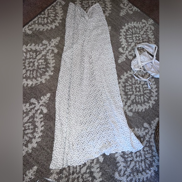 ⭐️3-piece outfit⭐️ - Picture 7 of 16